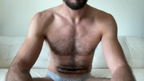 Snapshot of liam_arnaux chatting on September 29, 2025, 9:41 pm matt online show from September 29, 2025, 9:41 pm