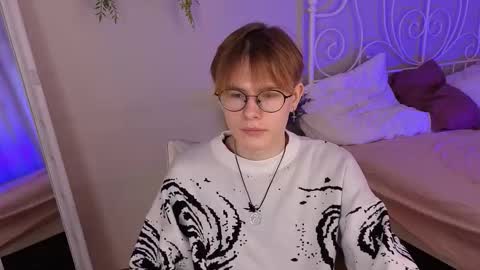 LIAM online show from March 26, 2026, 5:24 am