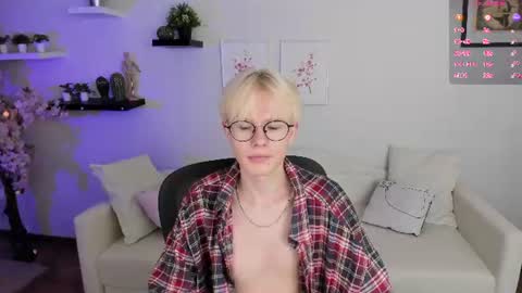 Snapshot of liam_blair chatting on July 11, 2026, 3:42 am LIAM online show from July 11, 2026, 3:42 am
