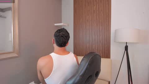 Snapshot of liam_colliins chatting on February 8, 2025, 11:44 am Liam Collins online show from February 8, 2025, 11:44 am