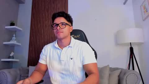 Snapshot of liam_colliins chatting on September 20, 2025, 11:44 am Liam Collins online show from September 20, 2025, 11:44 am