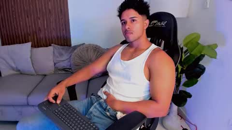 Snapshot of liam_colliins chatting on September 24, 2025, 11:46 am Liam Collins online show from September 24, 2025, 11:46 am