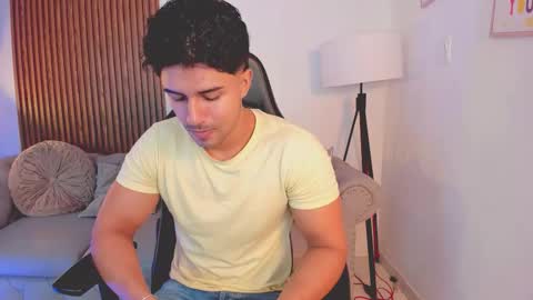 Snapshot of liam_colliins chatting on October 26, 2025, 11:49 am Liam Collins online show from October 26, 2025, 11:49 am