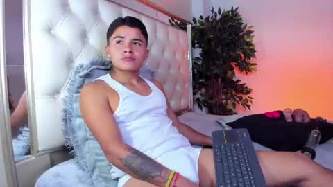 Snapshot of liam_dustin chatting on July 23, 2026, 10:08 pm Liam online show from July 23, 2026, 10:08 pm