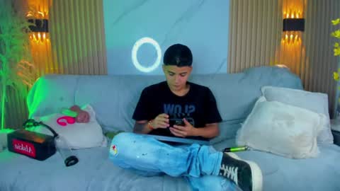 Snapshot of liam_dustin chatting on August 2, 2026, 7:56 pm Liam online show from August 2, 2026, 7:56 pm
