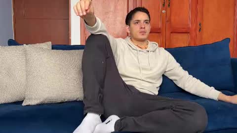 Liam online show from January 16, 2026, 1:04 pm