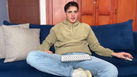 Liam online show from February 27, 2026, 3:45 pm