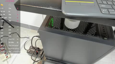 LIAM KLEIN online show from January 14, 2025, 11:31 am