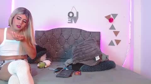 Snapshot of liam_marck_ chatting on February 17, 2025, 12:10 am catalina online show from February 17, 2025, 12:10 am