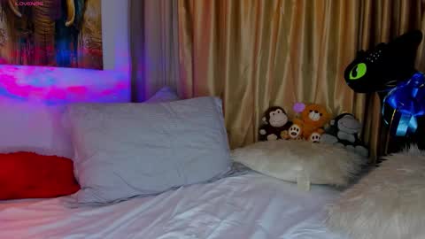 liam online show from November 24, 2025, 12:54 am