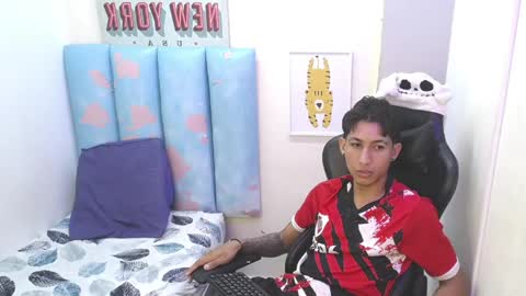 Snapshot of liam_play chatting on May 27, 2026, 9:23 pm LIAM online show from May 27, 2026, 9:23 pm