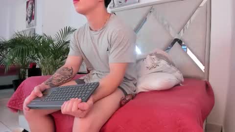 Call me Lian online show from March 6, 2026, 1:29 pm