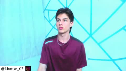 Snapshot of liam_scott77 chatting on May 29, 2026, 8:40 pm Liam scott77 online show from May 29, 2026, 8:40 pm