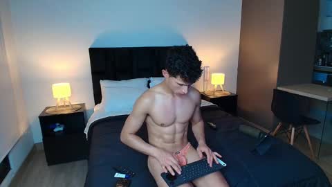 Snapshot of liam_your_boy chatting on October 26, 2025, 6:19 am Liam online show from October 26, 2025, 6:19 am