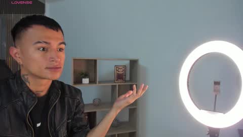 Snapshot of liamdeep_ chatting on February 15, 2026, 8:49 pm LiamDeep online show from February 15, 2026, 8:49 pm