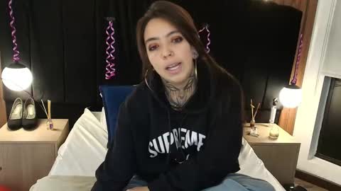 L I A M O N R O E online show from March 26, 2026, 12:00 pm