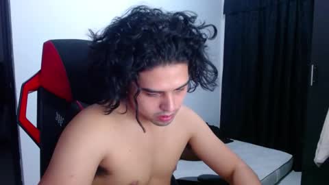 Snapshot of liamrides chatting on November 16, 2025, 1:11 am liamrides online show from November 16, 2025, 1:11 am
