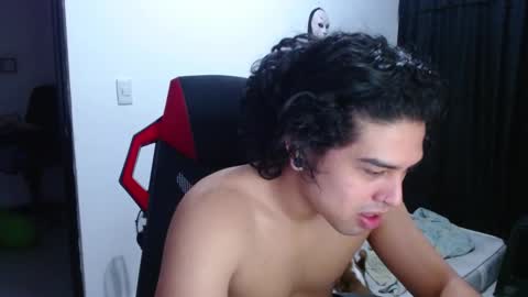 Snapshot of liamrides chatting on November 23, 2025, 4:45 am liamrides online show from November 23, 2025, 4:45 am