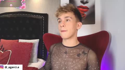 liam online show from October 3, 2025, 4:53 am