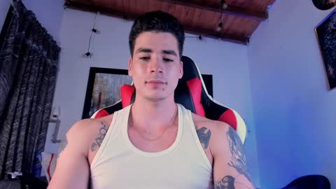 Snapshot of liamwyatt_ chatting on December 13, 2024, 6:21 am liamwyatt_ online show from December 13, 2024, 6:21 am