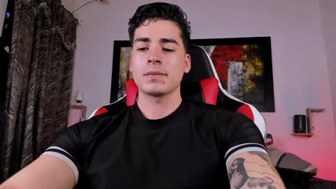 Snapshot of liamwyatt_ chatting on January 27, 2025, 3:26 am liamwyatt_ online show from January 27, 2025, 3:26 am