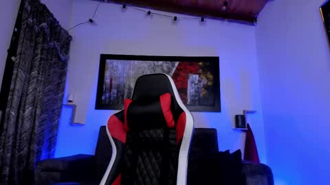 Snapshot of liamwyatt_ chatting on February 15, 2025, 4:14 am liamwyatt_ online show from February 15, 2025, 4:14 am