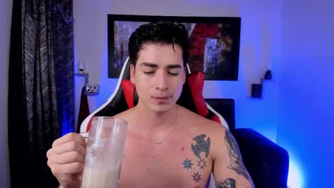 Snapshot of liamwyatt_ chatting on February 16, 2025, 3:26 am liamwyatt_ online show from February 16, 2025, 3:26 am