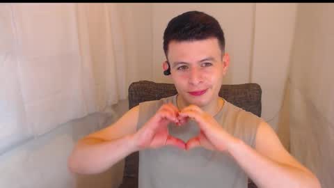 lian_eathan online show from January 10, 2026, 11:09 pm