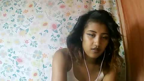 Snapshot of liana9794 chatting on June 6, 2026, 11:37 am Liana9794 online show from June 6, 2026, 11:37 am