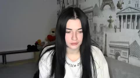 liana_diva online show from December 1, 2024, 11:14 pm