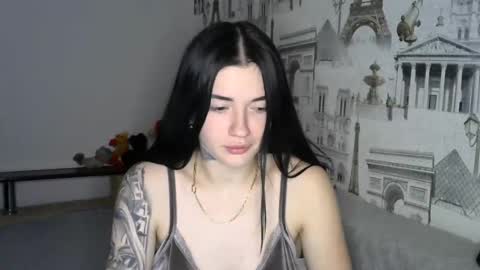 liana_diva online show from December 11, 2024, 11:32 pm