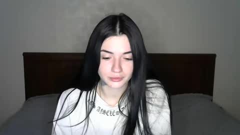 liana_diva online show from February 9, 2025, 1:55 am