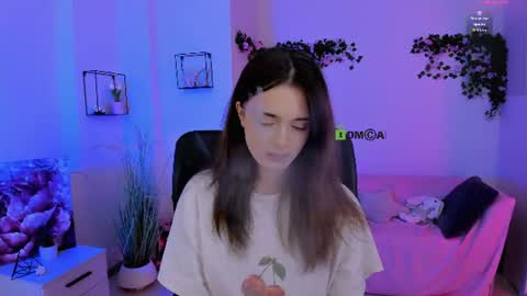 Little Liana  online show from June 23, 2026, 7:01 pm