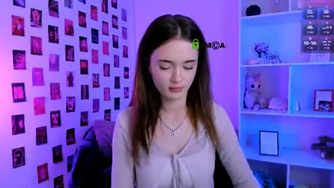 Little Liana  online show from July 5, 2026, 7:43 pm