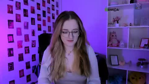 Little Liana  online show from July 18, 2026, 6:45 pm