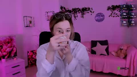 Little Liana  online show from July 22, 2026, 6:54 pm