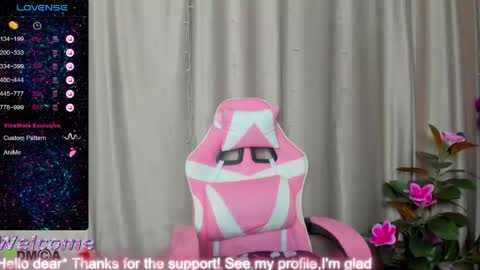 Snapshot of lianawow_ chatting on May 13, 2026, 3:26 am lianawow_ online show from May 13, 2026, 3:26 am
