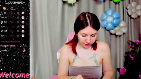 lianawow_ online show from June 12, 2026, 1:48 am