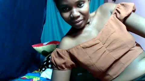 liandra69 online show from July 25, 2026, 3:42 pm
