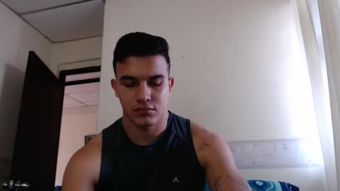 Liamstonne online show from March 26, 2026, 2:33 pm