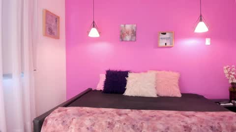 liapinket online show from April 4, 2026, 12:02 pm