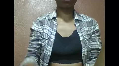 liaraisha online show from September 26, 2025, 7:40 pm