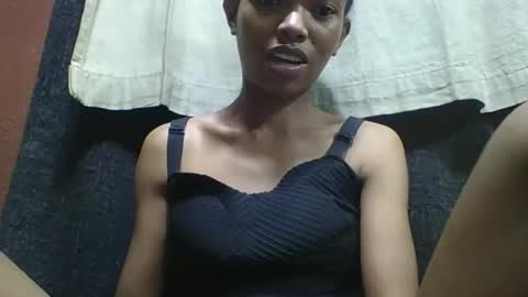 liaraisha online show from October 5, 2025, 2:37 pm