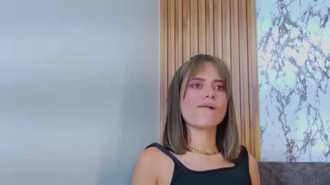 liaross online show from September 22, 2025, 9:17 pm