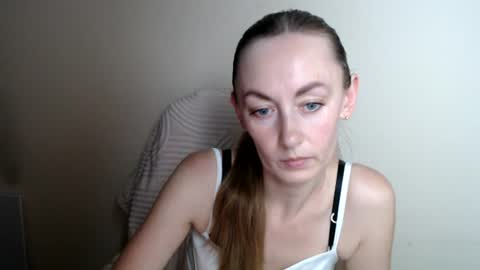 Lia online show from June 27, 2026, 11:59 am
