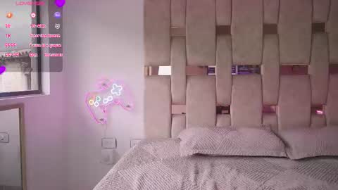 liasuaza online show from July 4, 2026, 2:34 pm