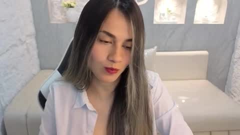 Online 800 to 1400 online show from November 17, 2025, 1:17 pm