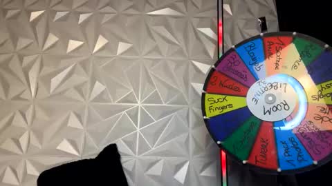 Lib ertine32 online show from September 9, 2025, 10:15 am