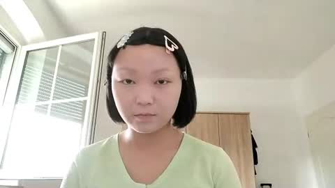 Molly online show from July 18, 2026, 12:20 pm