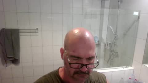 Snapshot of libertarians1972 chatting on November 3, 2025, 6:09 pm Cockcentric online show from November 3, 2025, 6:09 pm